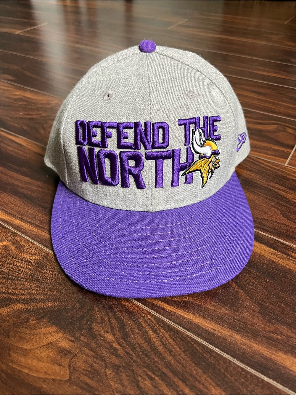 New Era 59FIFTY Fitted NFL Minnesota Vikings Hat, Size 7 1/4